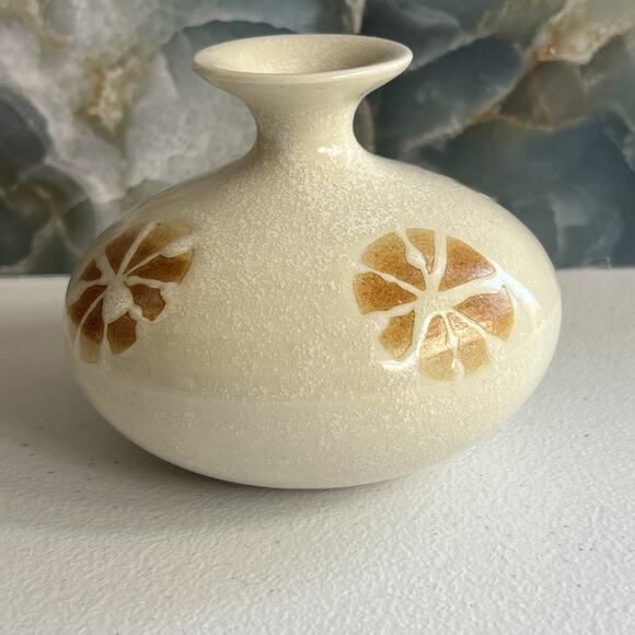 Pottery Decorative Vase Small Round Off White Yellow Flowers Glaze Home Decor - Picture 1 of 7